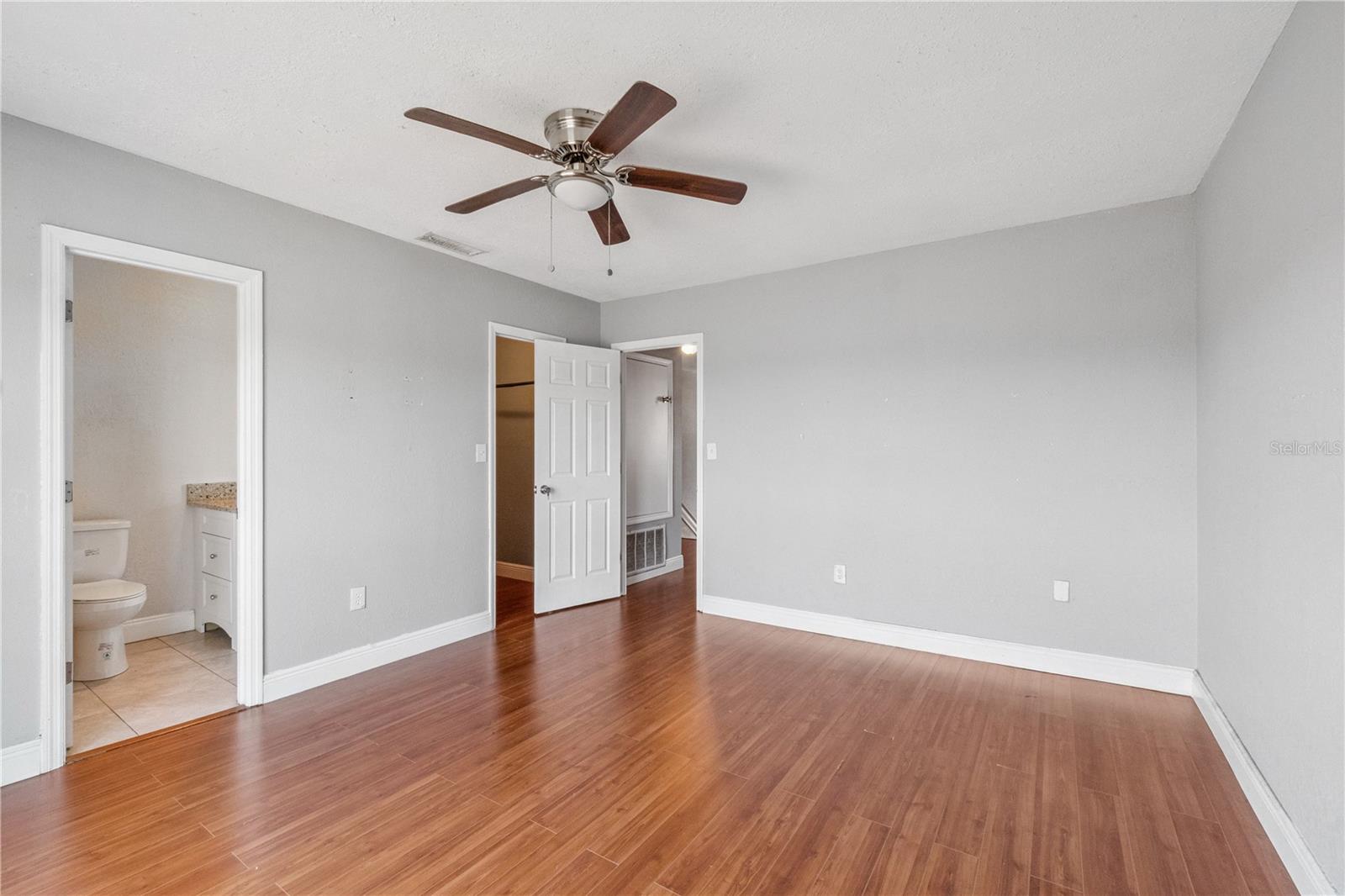 Image 17 of 32 For 214 Majors Lane A