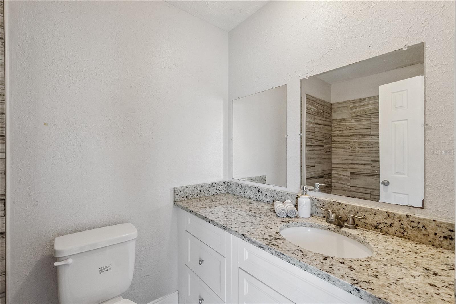 Image 18 of 32 For 214 Majors Lane A