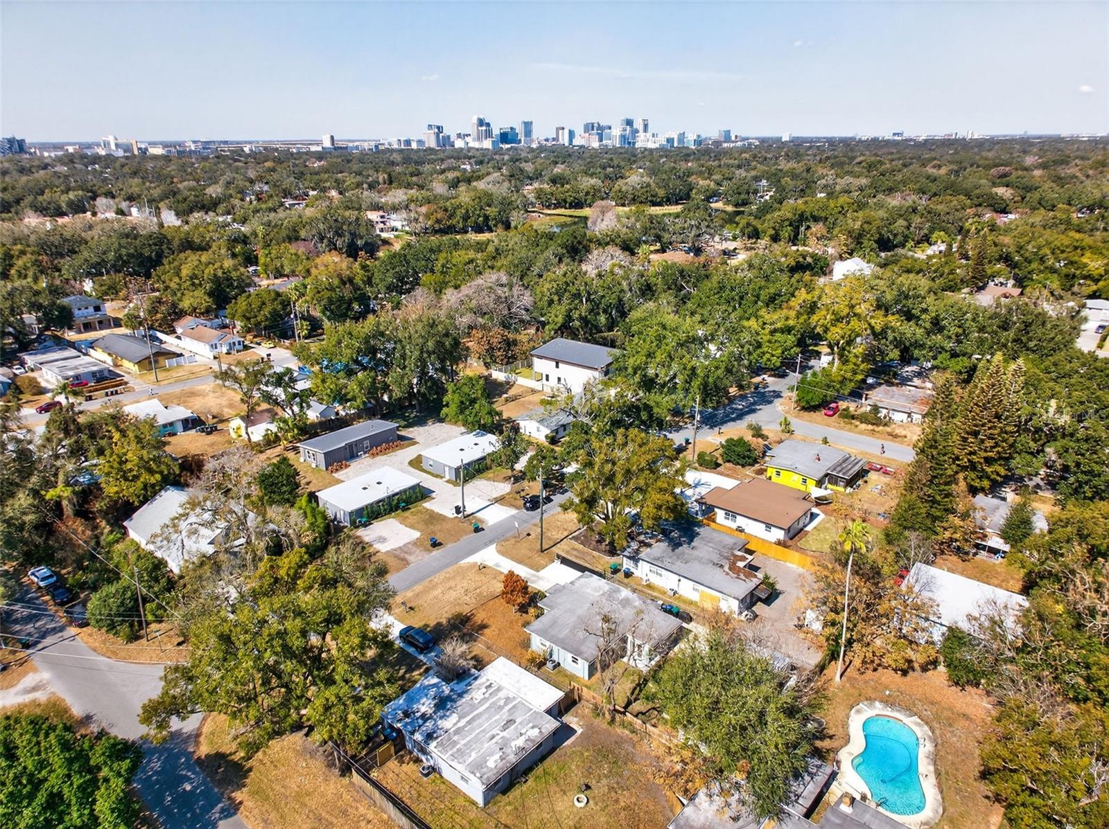 Image 27 of 27 For 1943 Cloverlawn Avenue