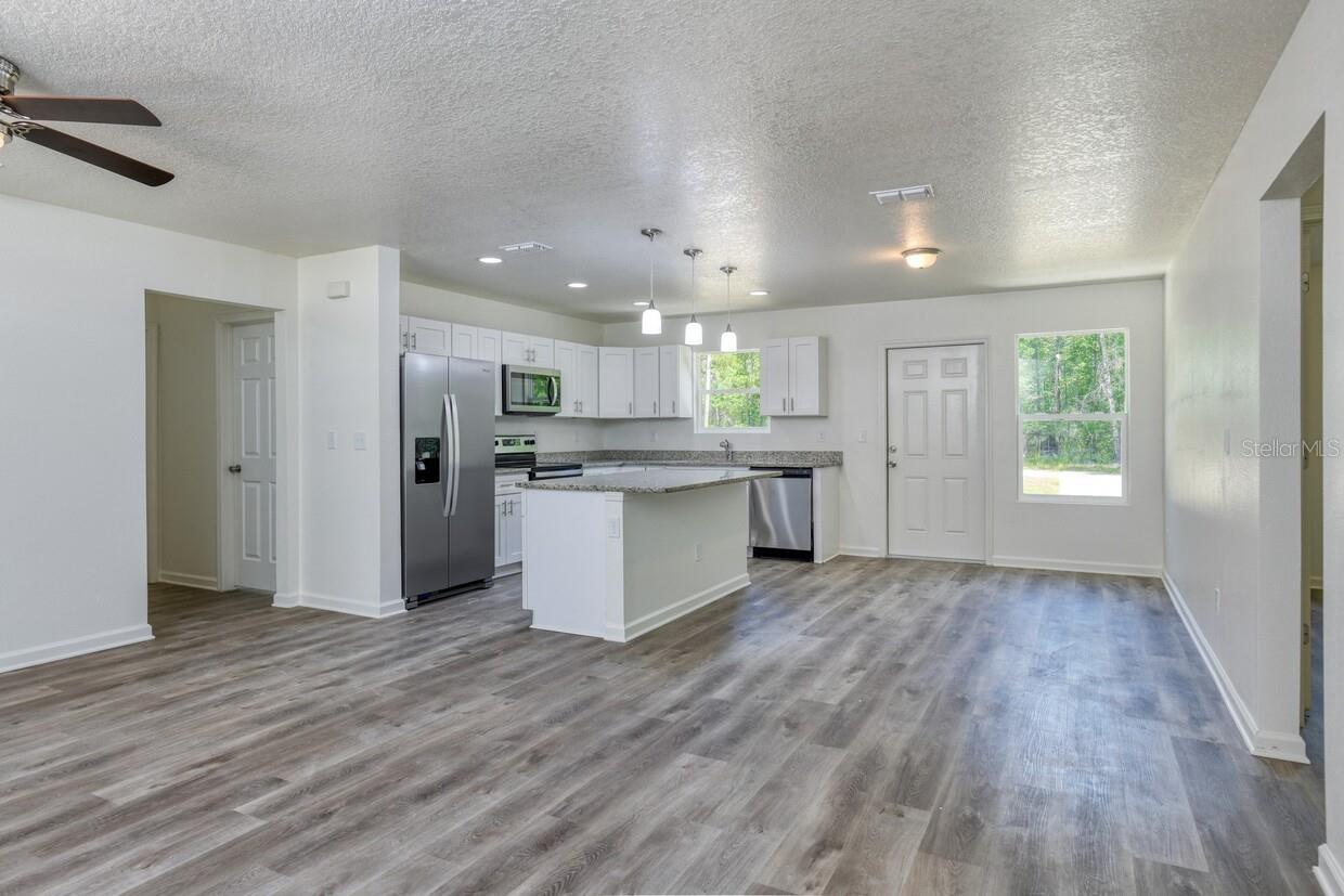 Image 2 of 22 For 4840 Kenneth Street