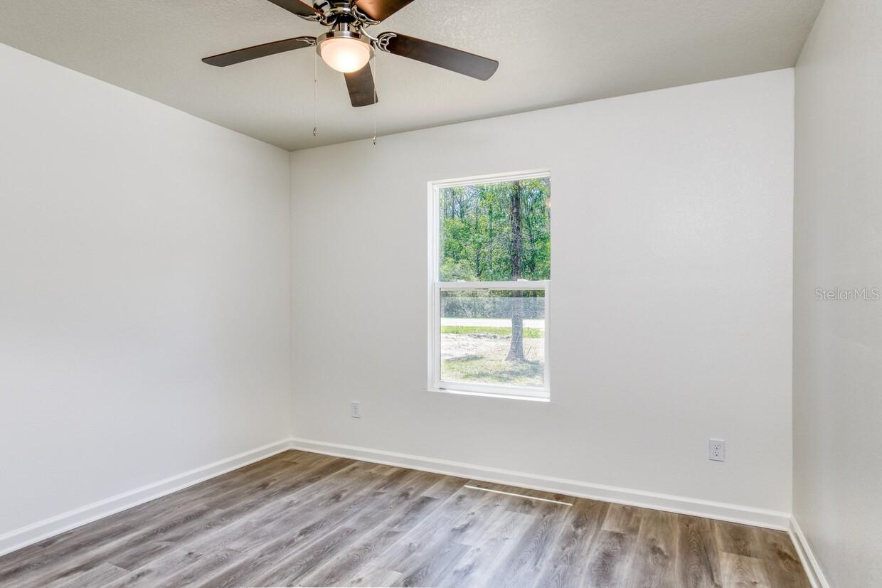 Image 5 of 22 For 4840 Kenneth Street