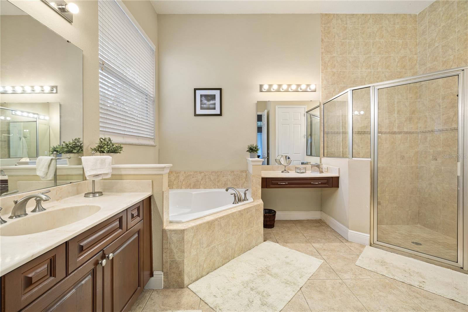 Image 13 of 55 For 13609 Ancilla Boulevard