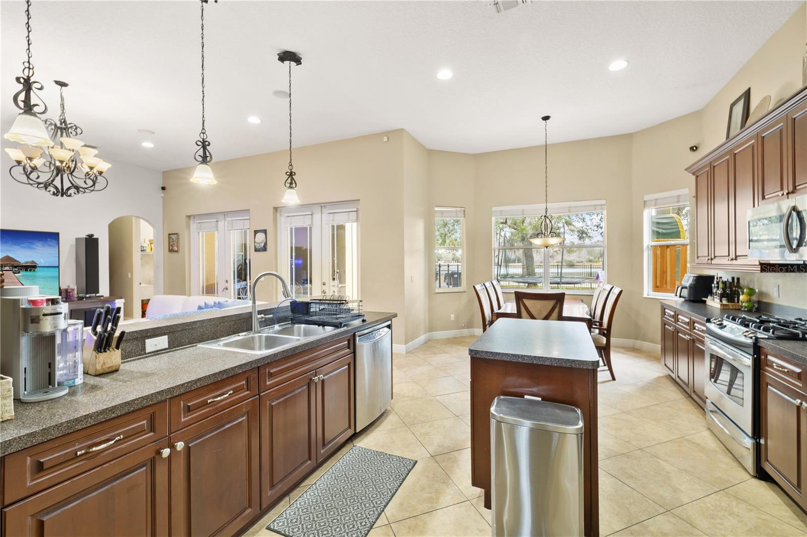 Image 22 of 55 For 13609 Ancilla Boulevard