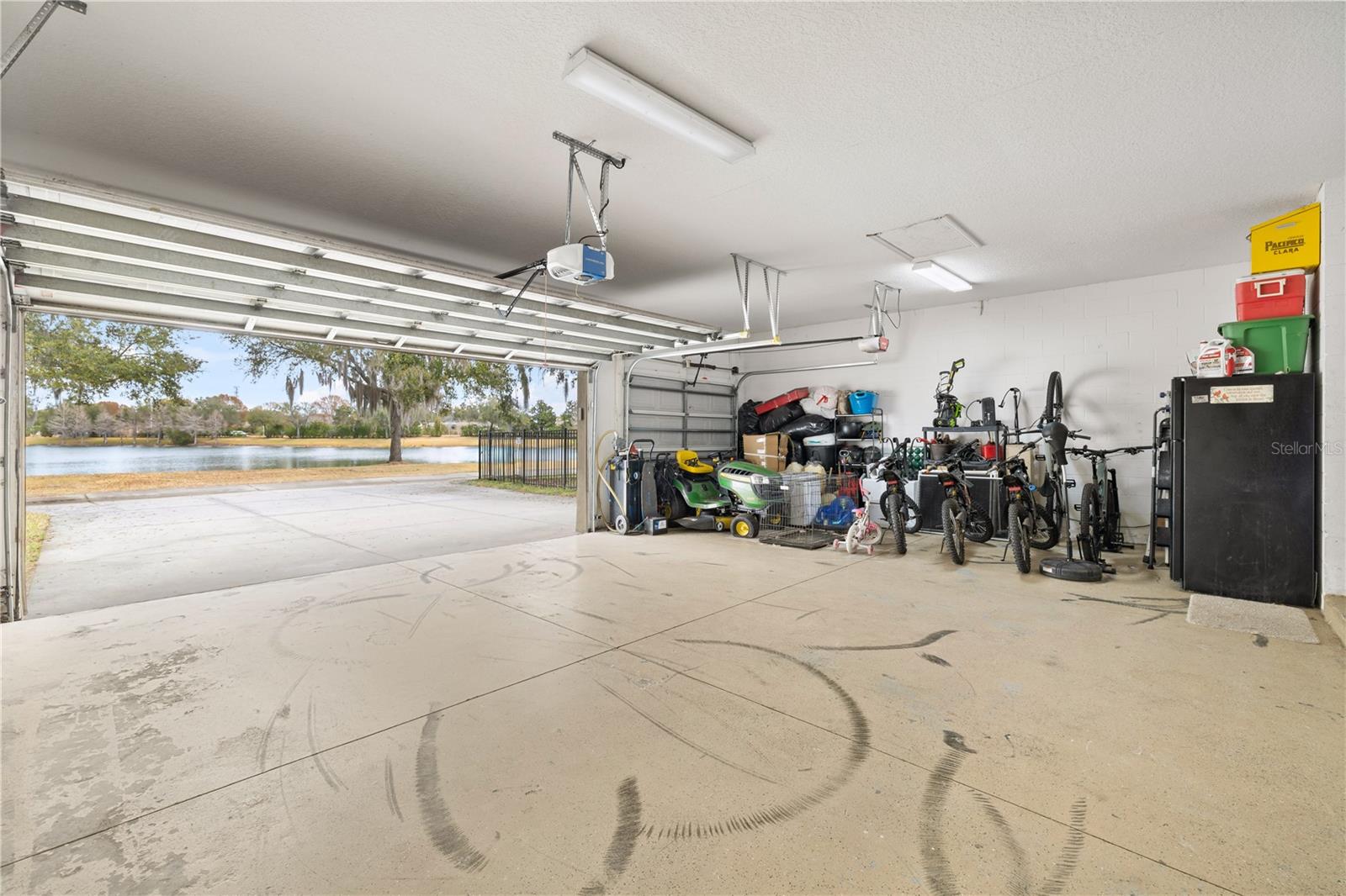 Image 43 of 55 For 13609 Ancilla Boulevard