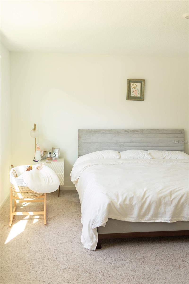 Image 11 of 19 For 2015 Hemingway Circle