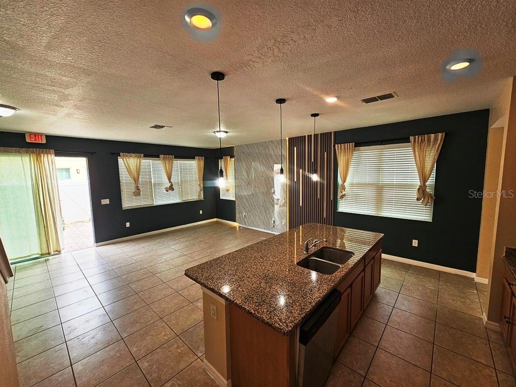 Image 18 of 36 For 5101 Killarney Way