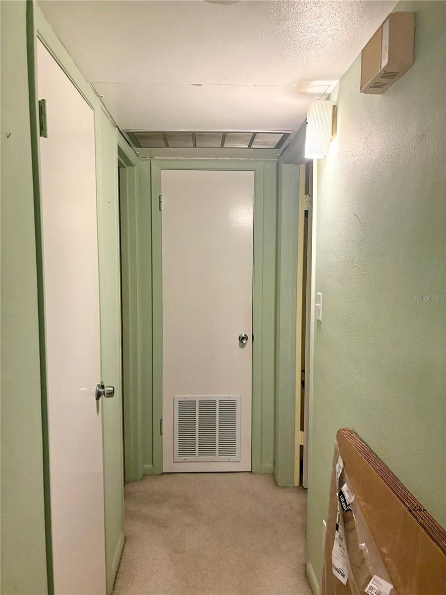 Image 10 of 13 For 5505 Hernandes Drive 210