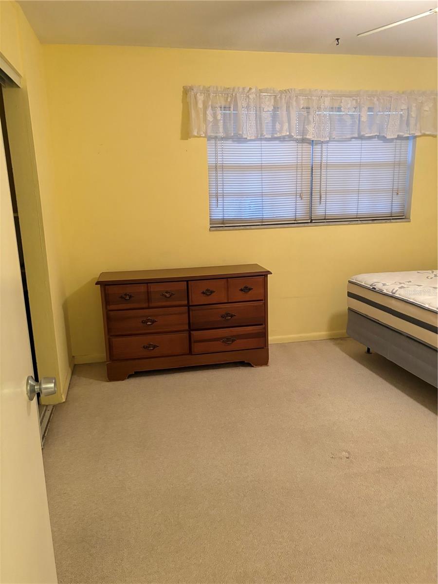 Image 5 of 13 For 5505 Hernandes Drive 210