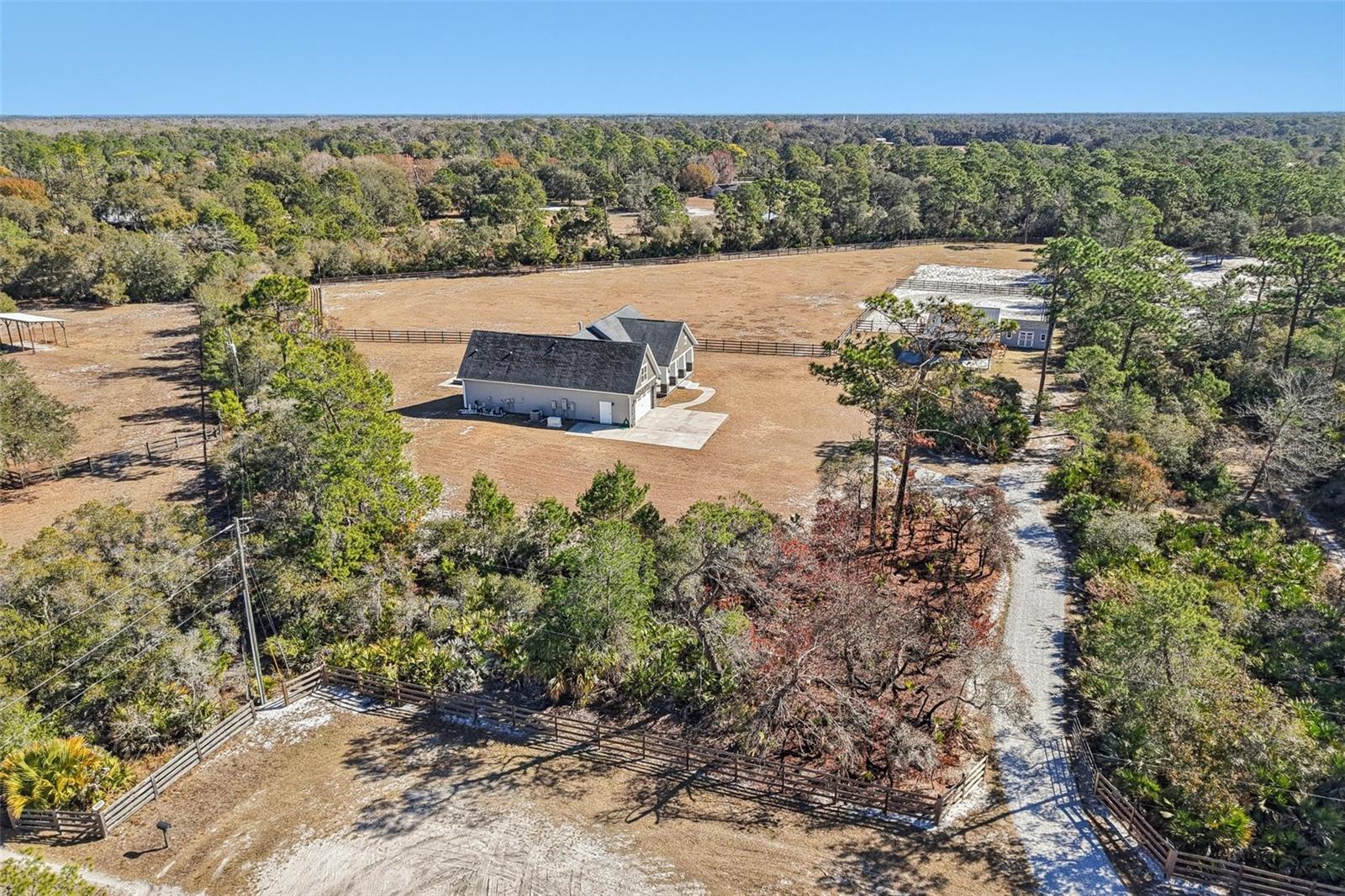 Image 21 of 44 For 2537 Buck Knife Court