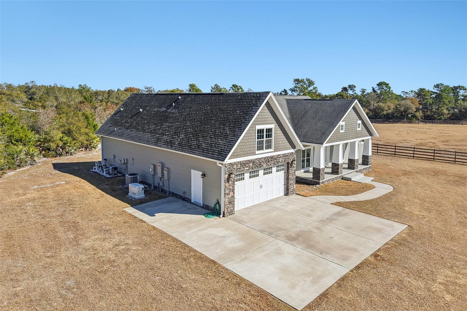 Image 36 of 44 For 2537 Buck Knife Court