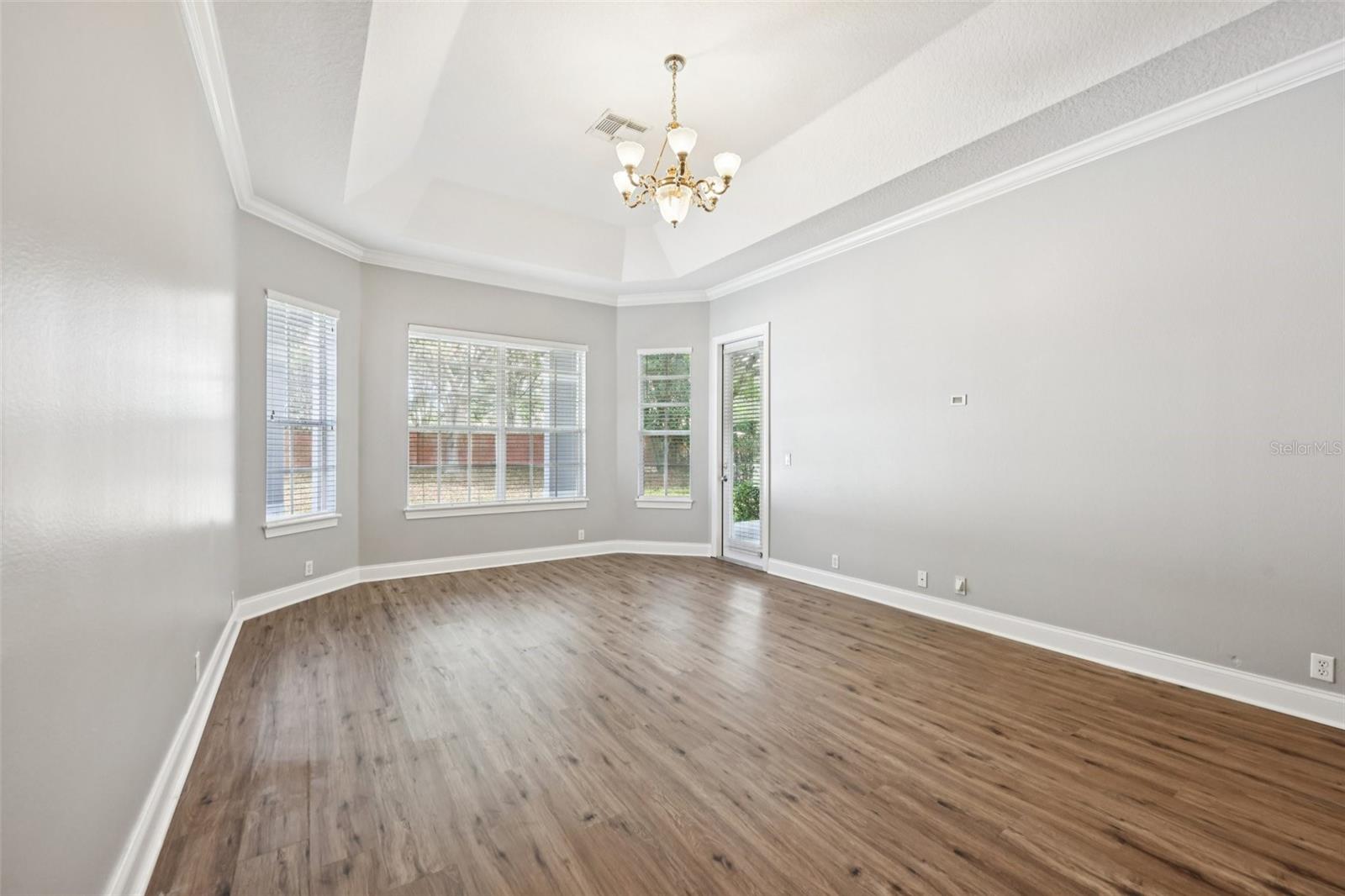 Image 20 of 54 For 11866 Camden Park Drive