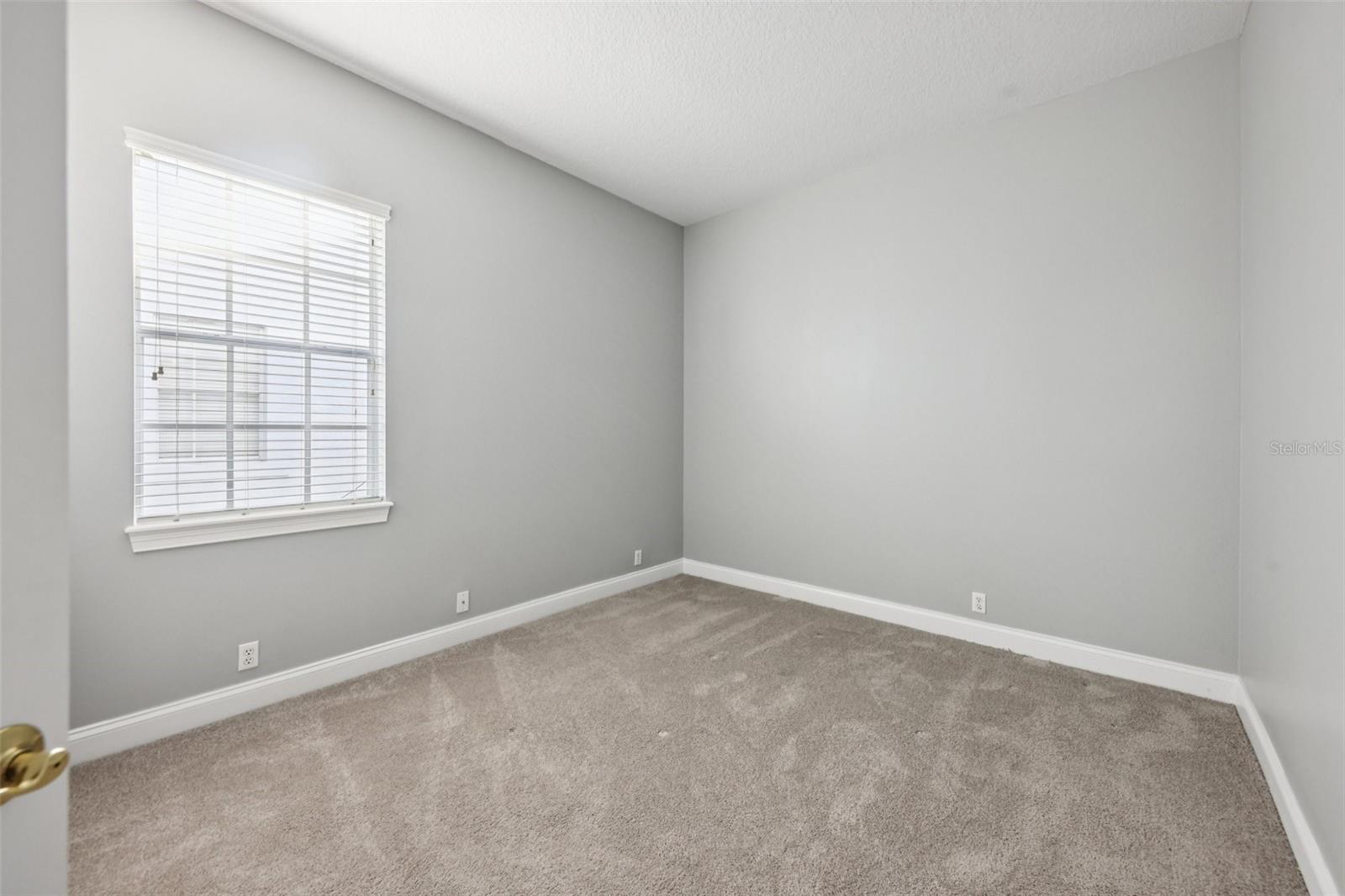 Image 27 of 54 For 11866 Camden Park Drive