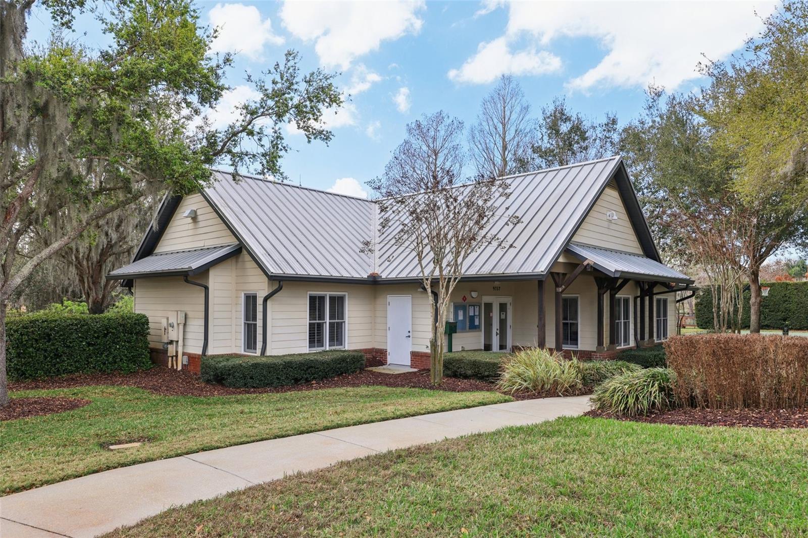 Image 41 of 54 For 11866 Camden Park Drive