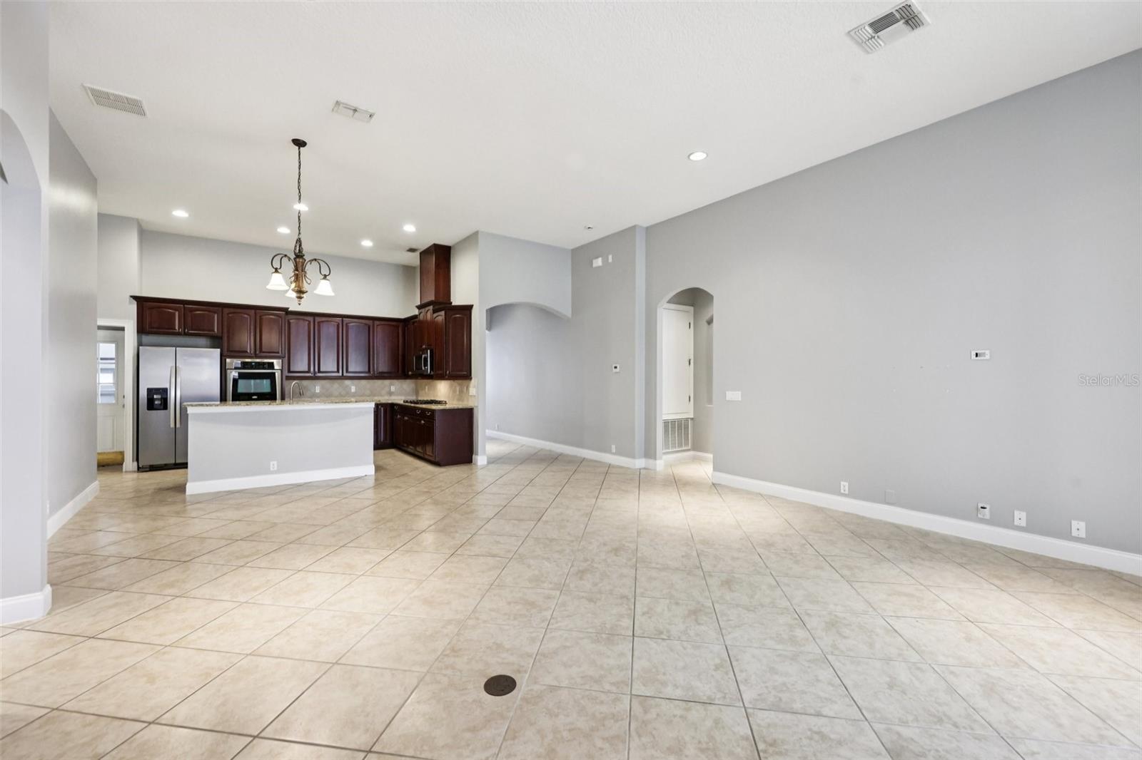 Image 6 of 54 For 11866 Camden Park Drive