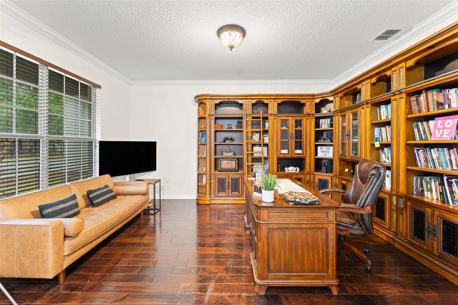 Image 5 of 48 For 2611 Ponkan Meadow Drive