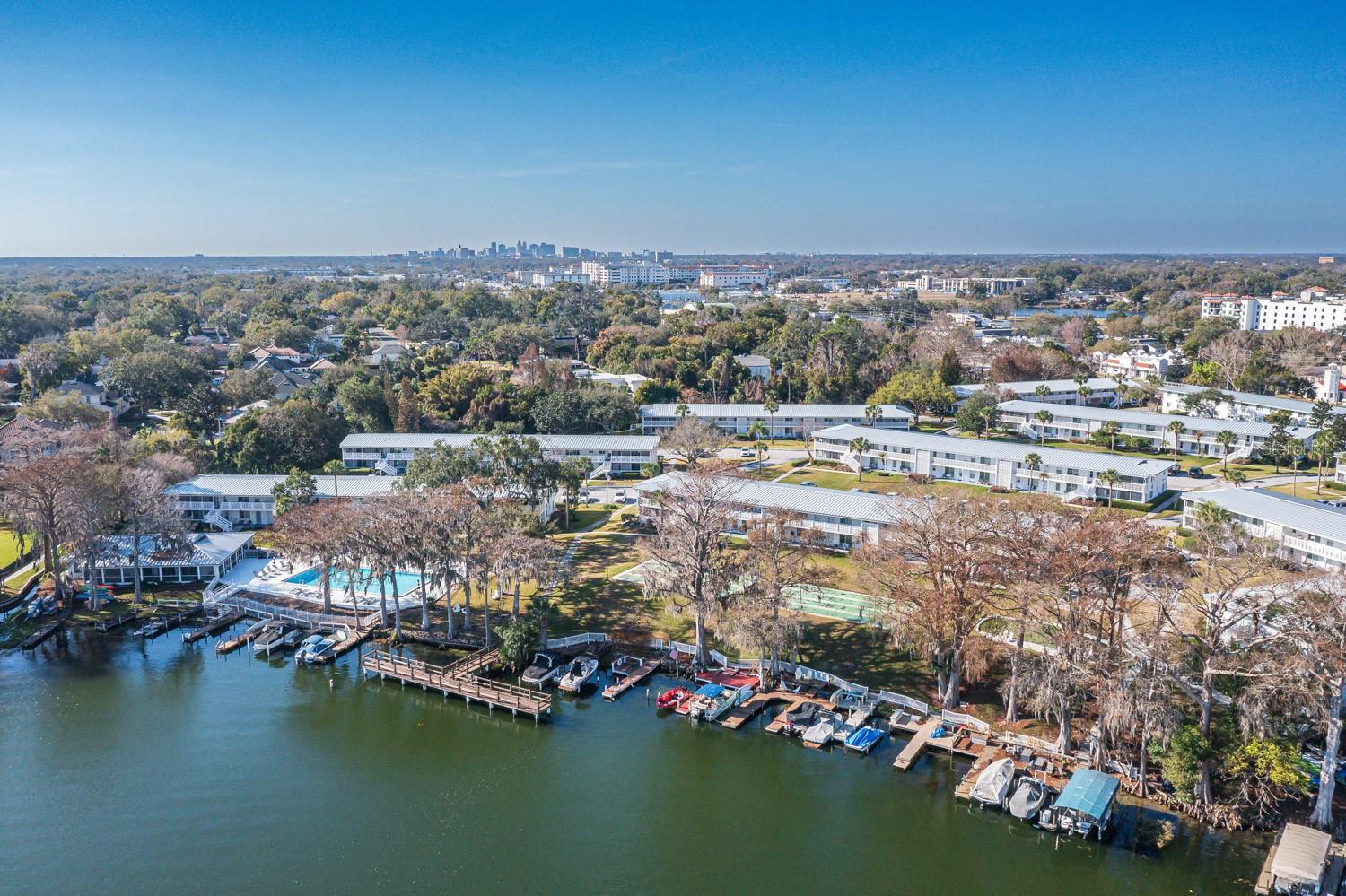 Image 17 of 24 For 1140 Orlando Avenue E13