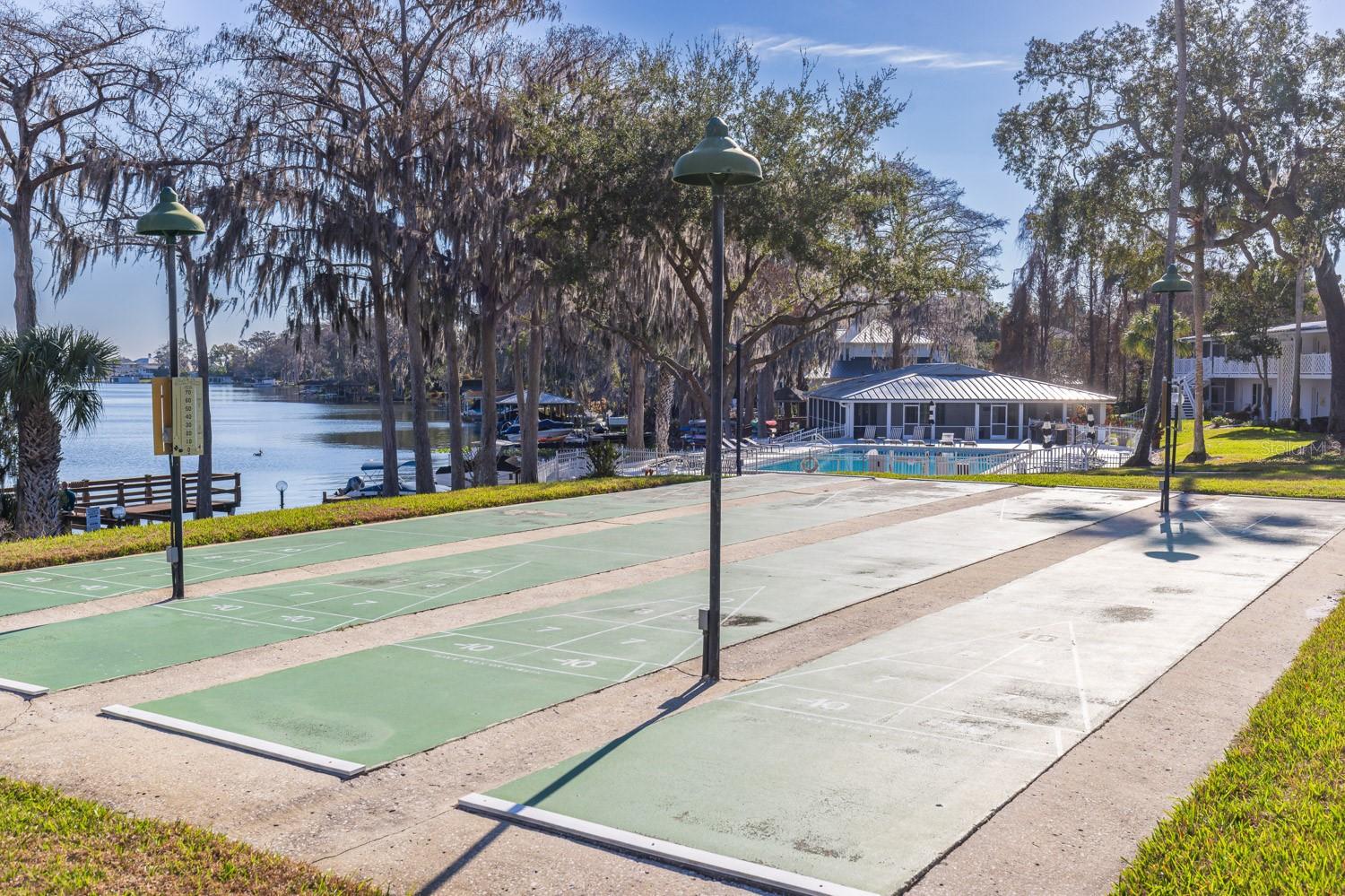 Image 21 of 24 For 1140 Orlando Avenue E13