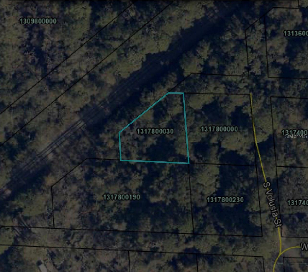 Image 2 of 5 For 900 3rd Street