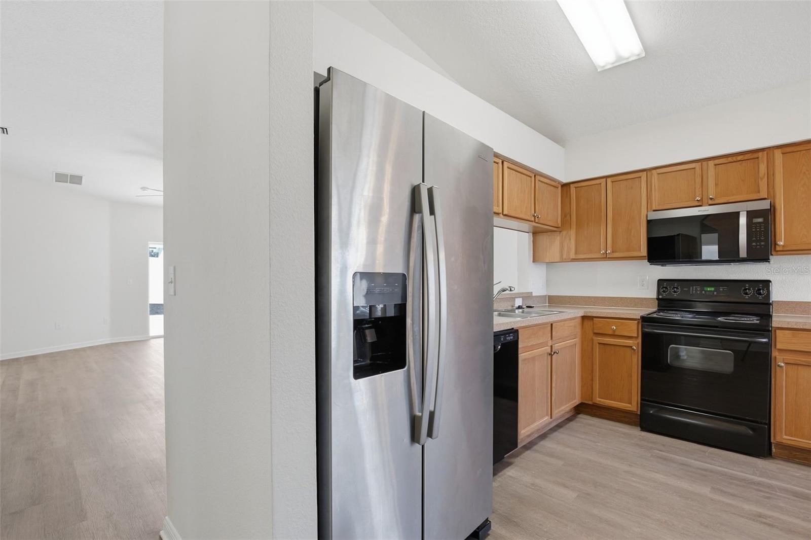 Image 10 of 34 For 532 Scarlet Maple Court