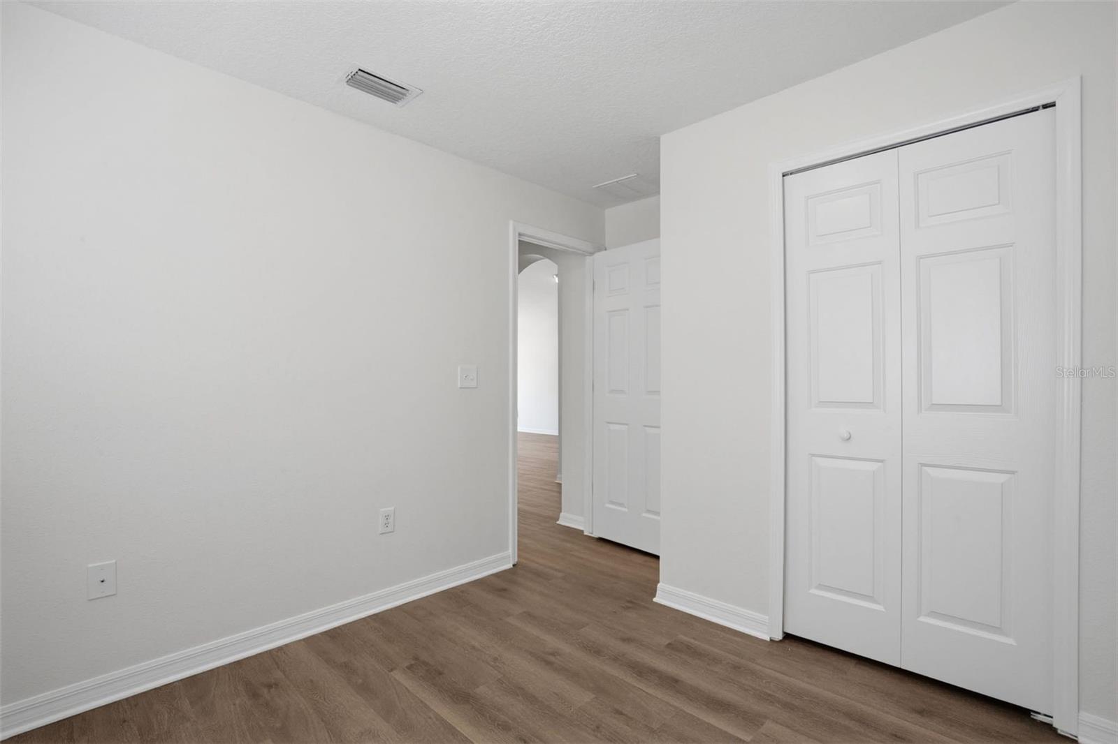 Image 21 of 34 For 532 Scarlet Maple Court