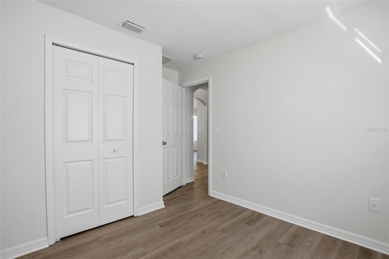 Image 23 of 34 For 532 Scarlet Maple Court