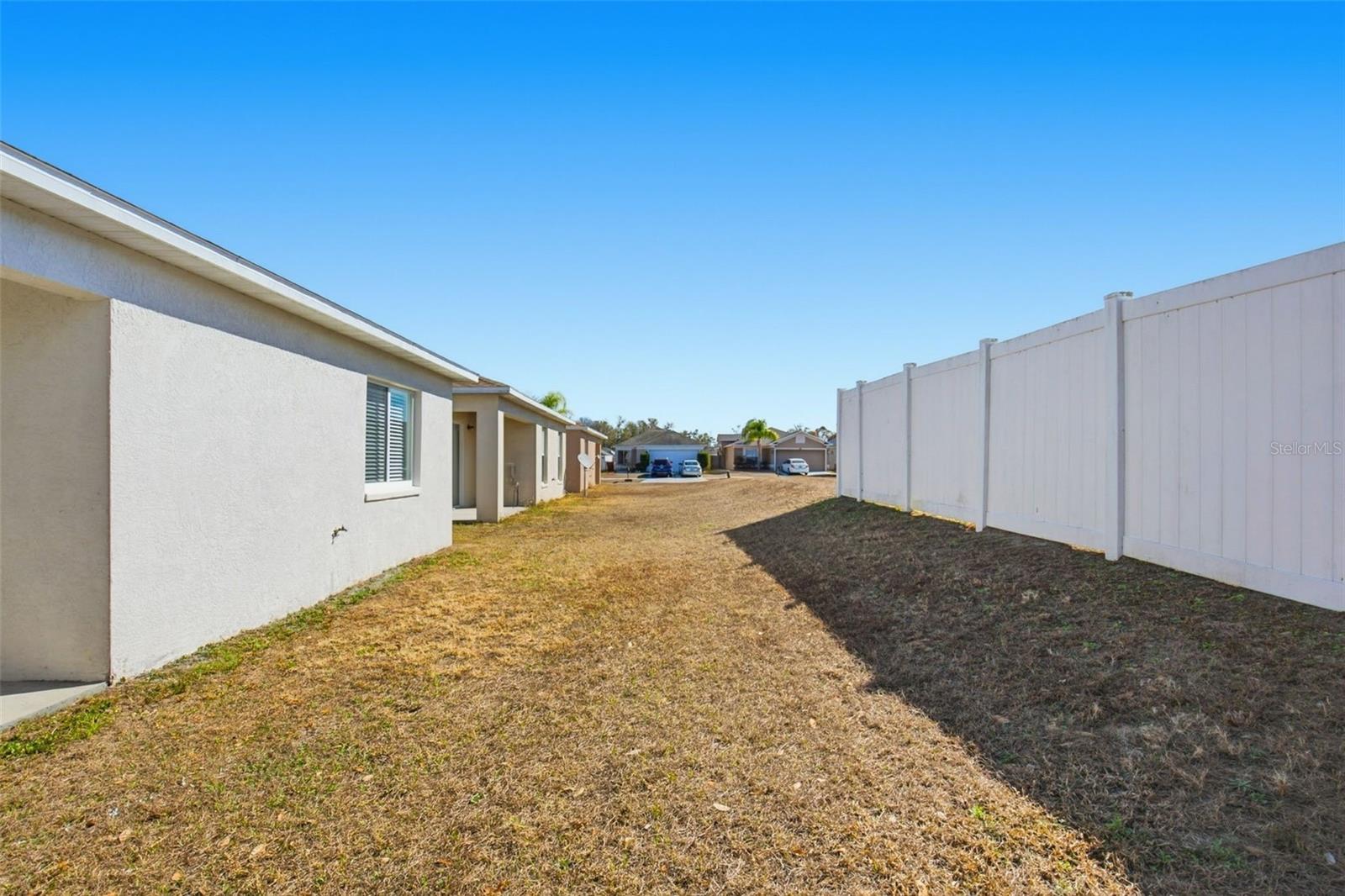 Image 28 of 34 For 532 Scarlet Maple Court