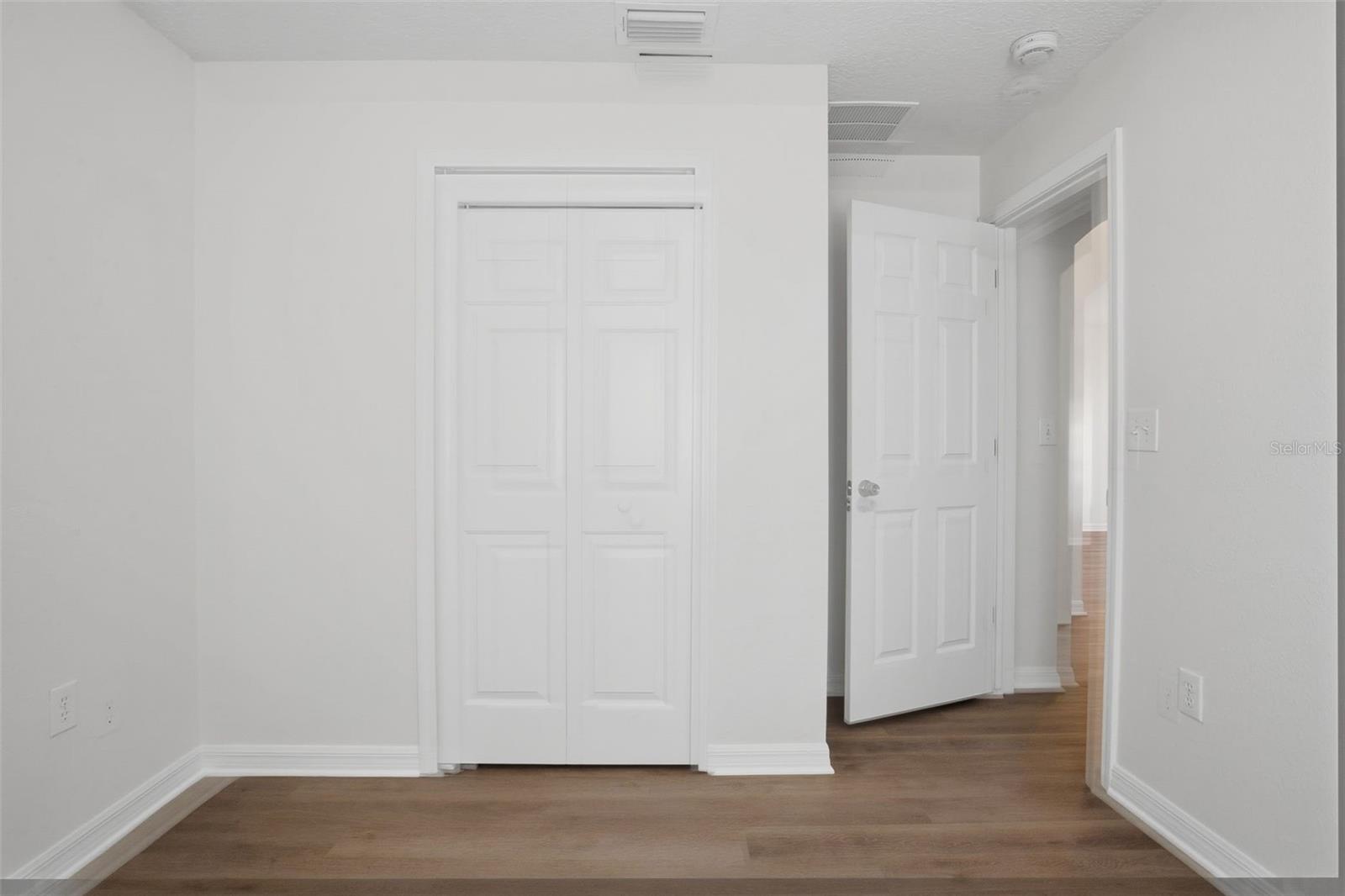 Image 5 of 34 For 532 Scarlet Maple Court