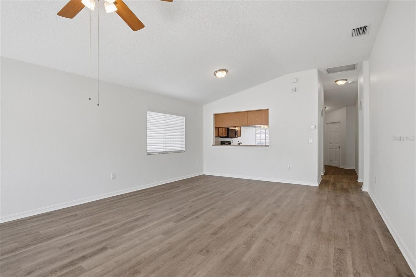 Image 8 of 34 For 532 Scarlet Maple Court