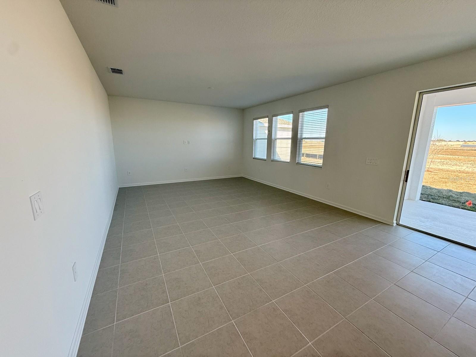 Image 9 of 59 For 5656 Lemon Grass Street