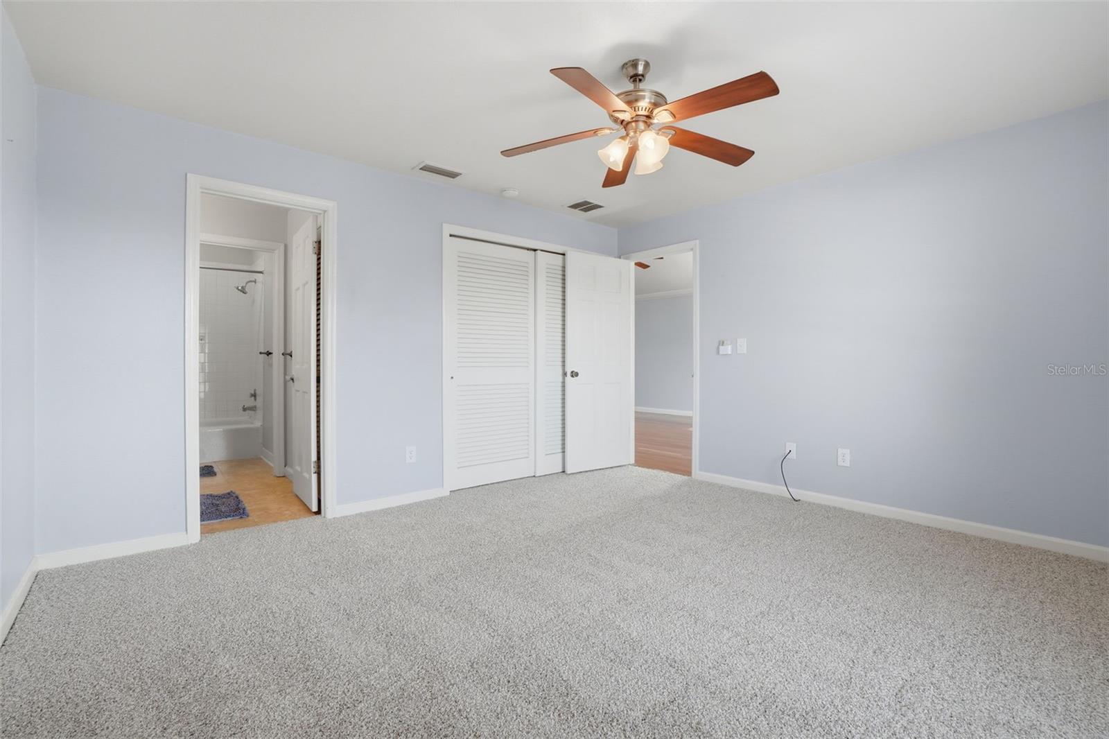 Image 14 of 34 For 1022 Villa Lane 11