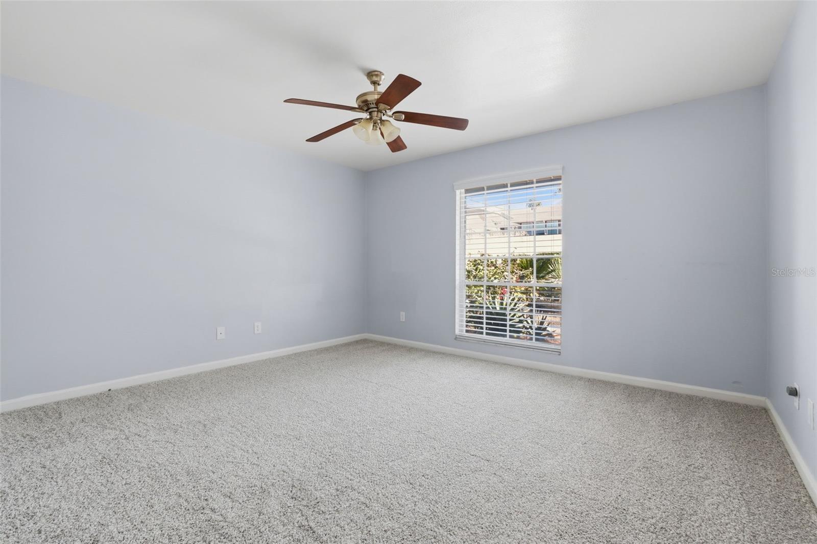 Image 16 of 34 For 1022 Villa Lane 11