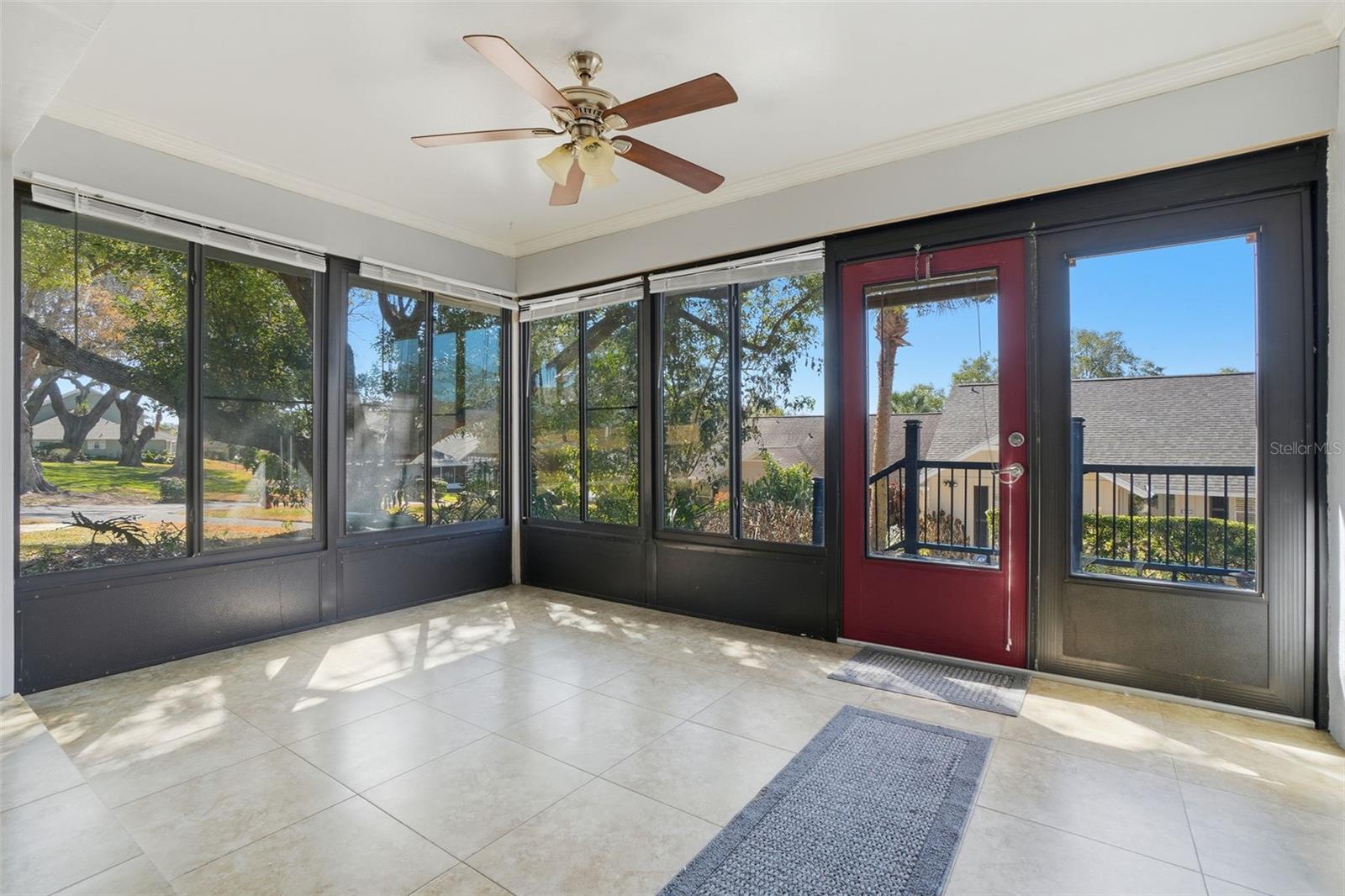 Image 20 of 34 For 1022 Villa Lane 11