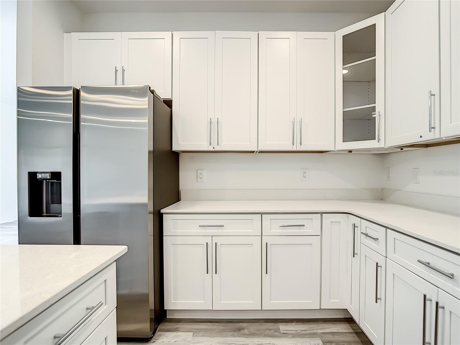 Listing photo id 7 for 2109 Nordendale Boulevard