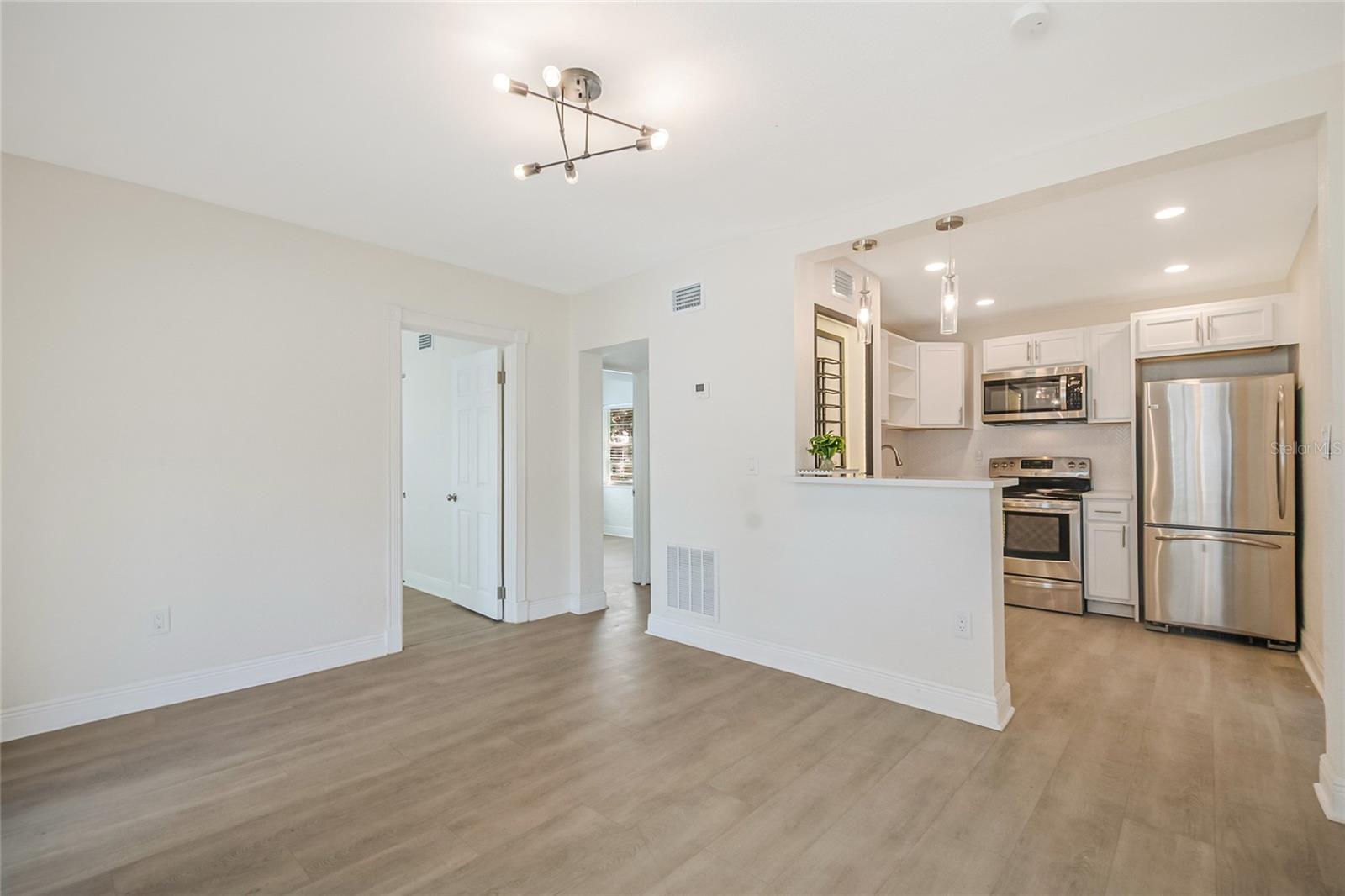 Image 21 of 45 For 145 Court Street