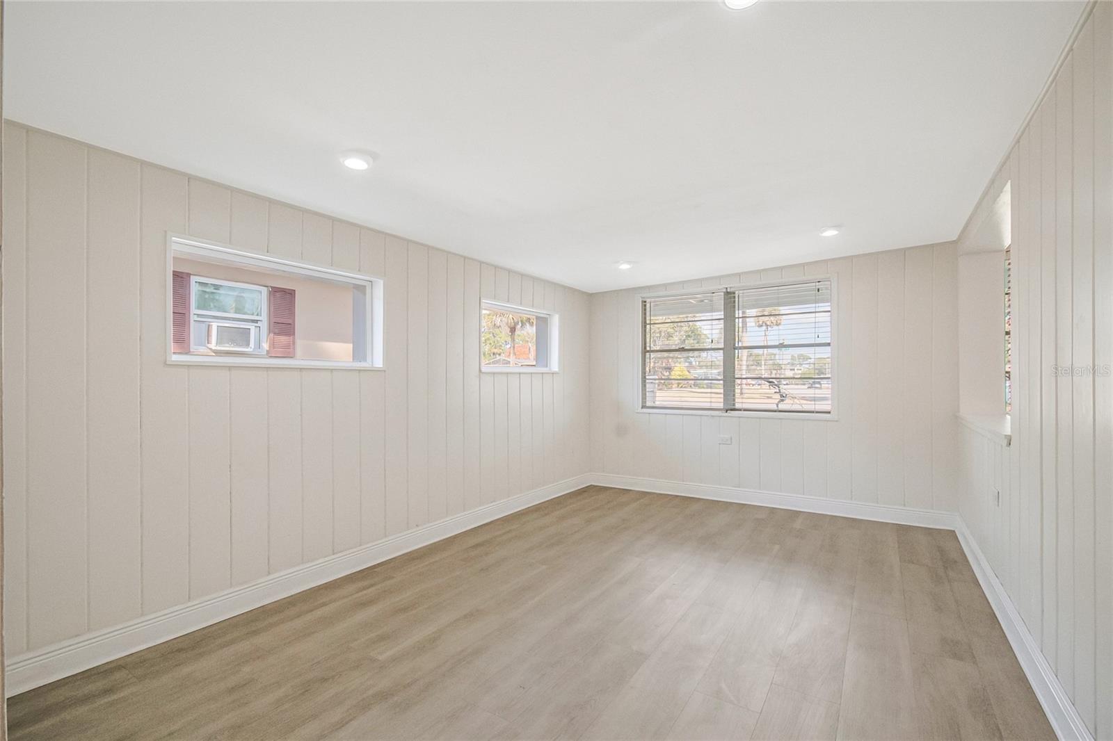 Image 27 of 45 For 145 Court Street