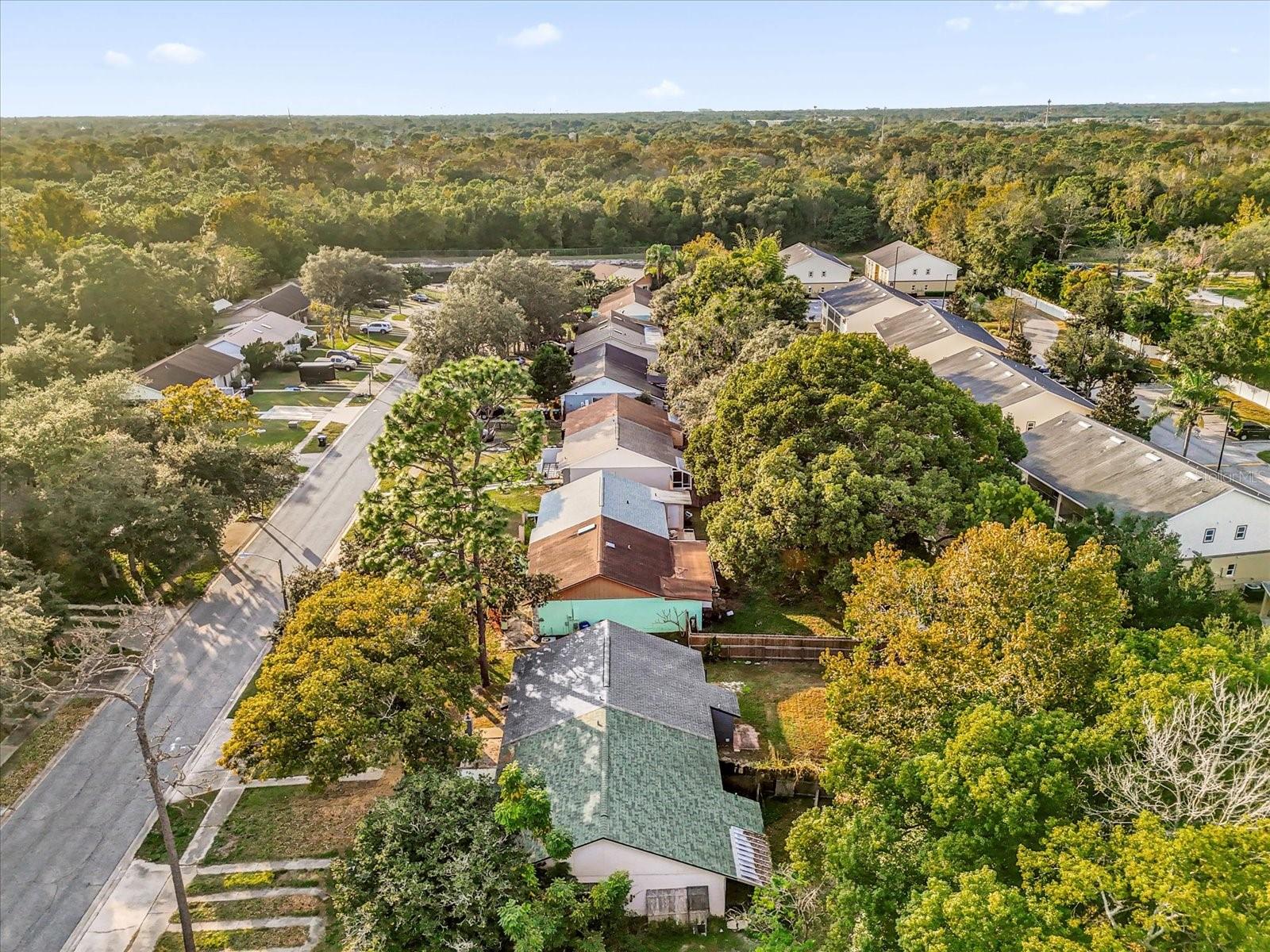 Image 31 of 37 For 9903 River Crest Court