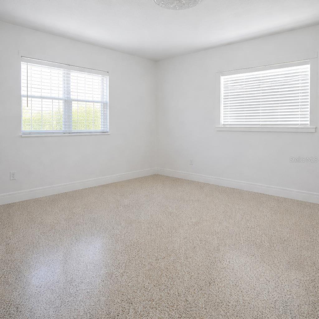 Image 12 of 39 For 2218 8th Avenue Sw