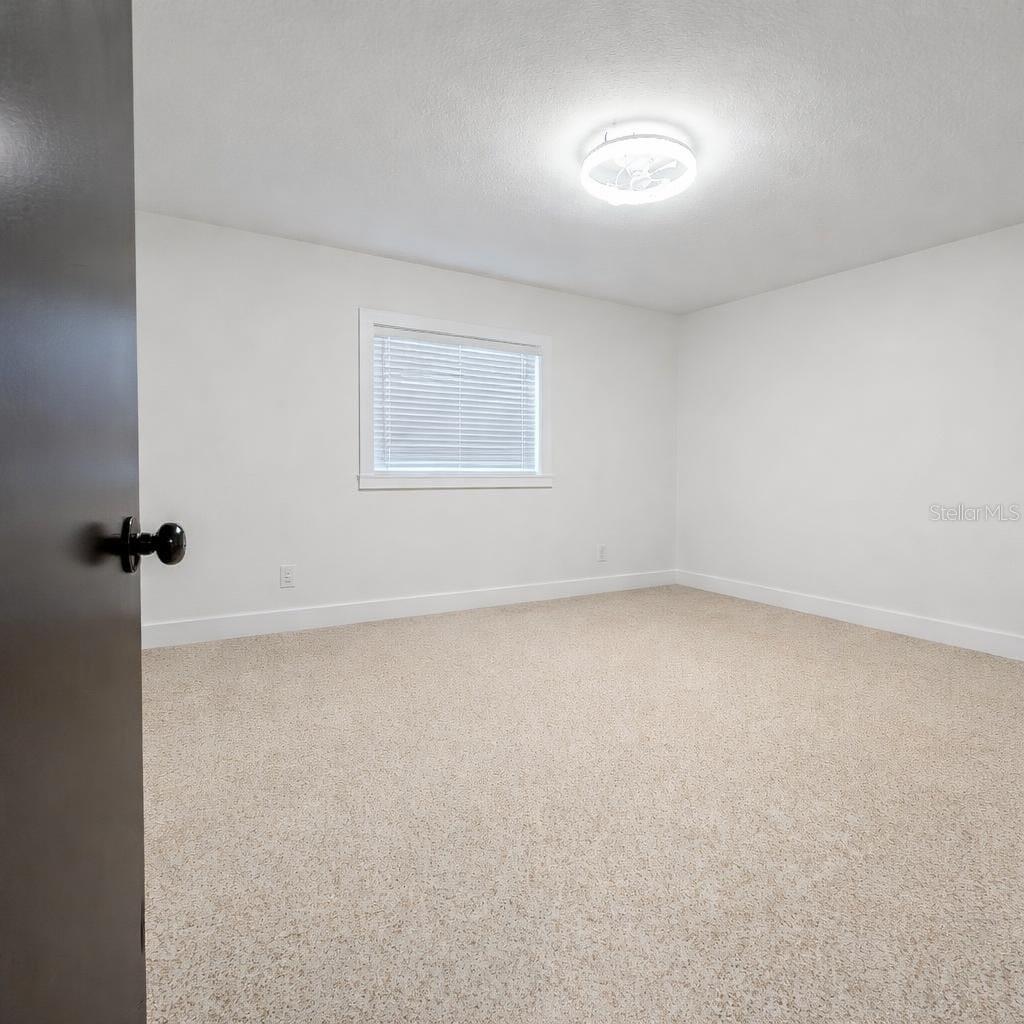 Image 20 of 39 For 2218 8th Avenue Sw