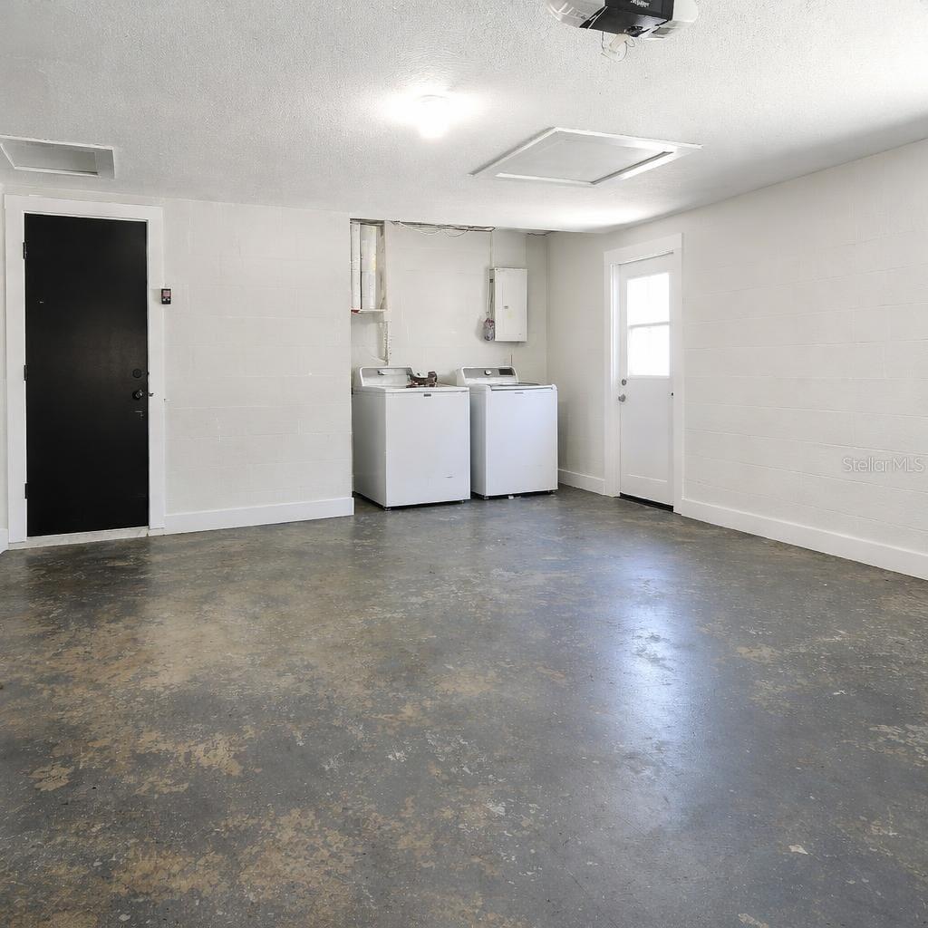 Image 23 of 39 For 2218 8th Avenue Sw