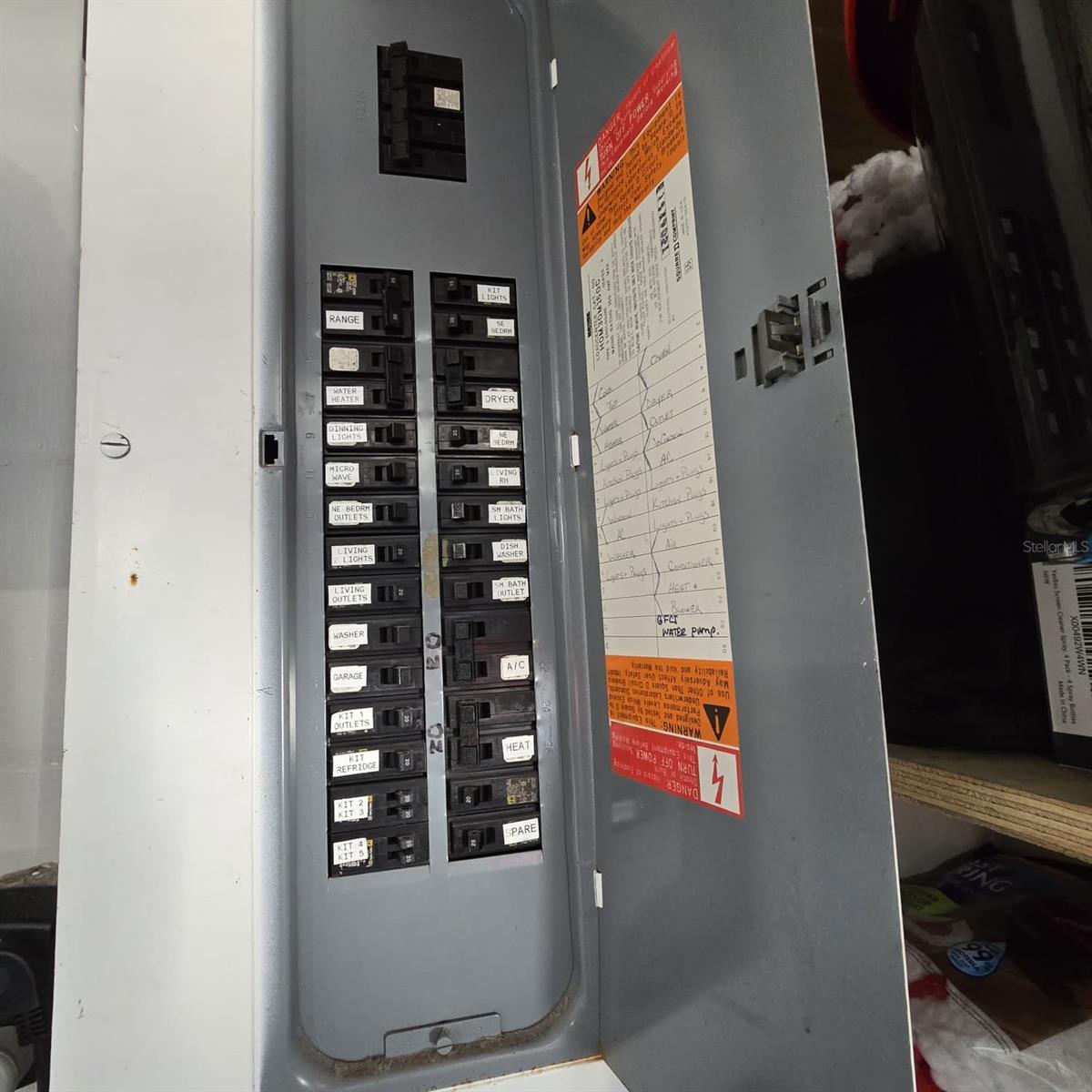 Image 24 of 39 For 2218 8th Avenue Sw