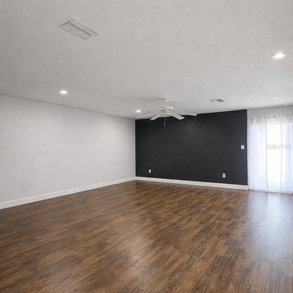 Image 6 of 39 For 2218 8th Avenue Sw