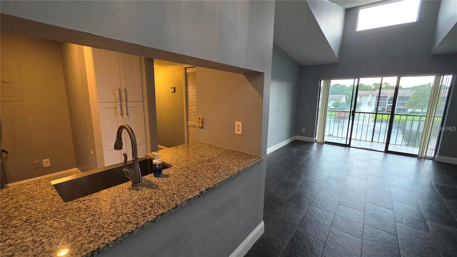 Image 10 of 28 For 8215 Sun Spring Circle 53