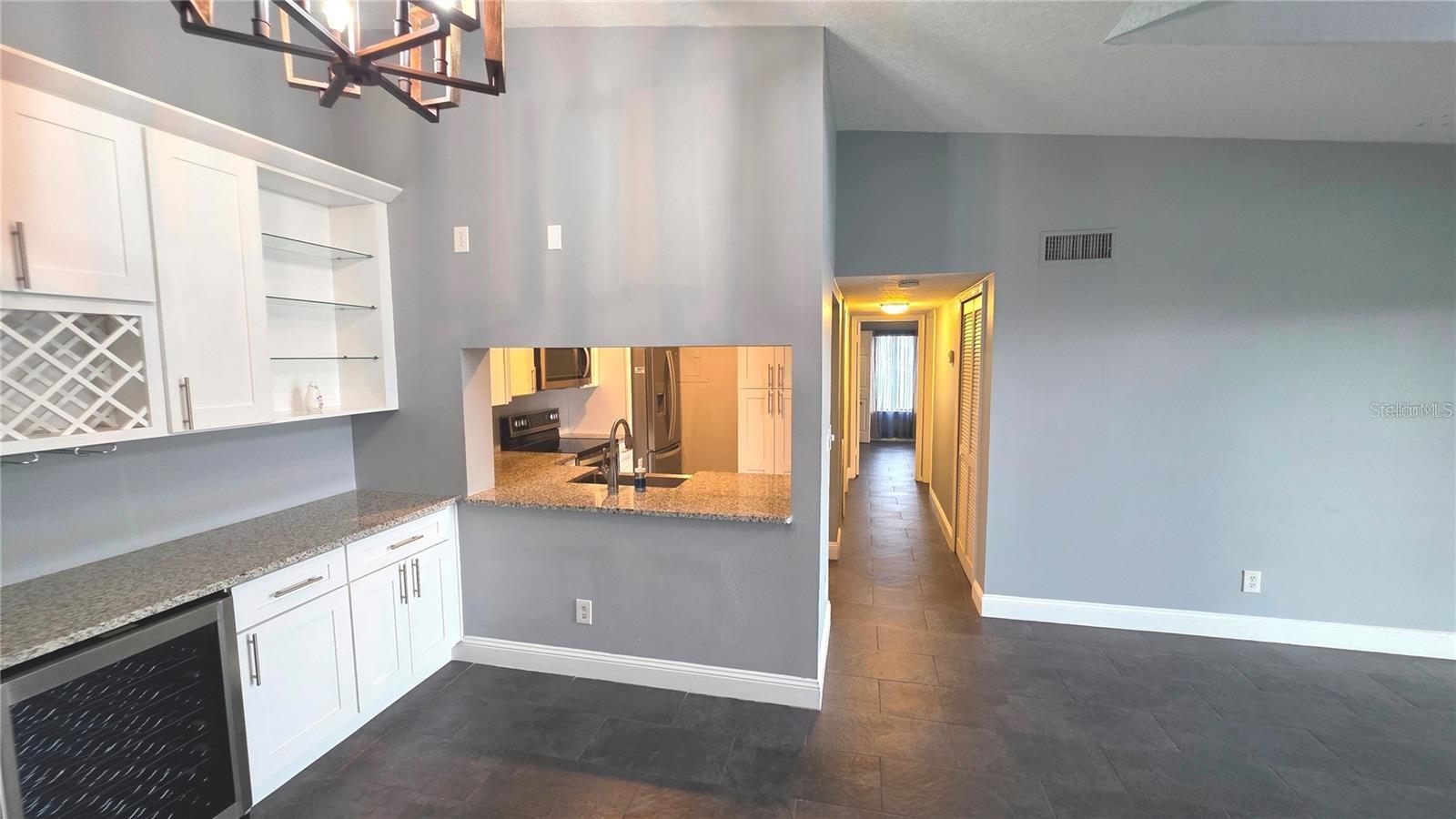 Image 11 of 28 For 8215 Sun Spring Circle 53