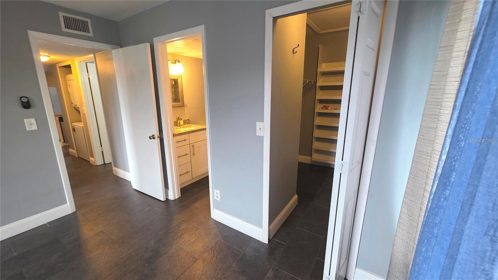 Image 17 of 28 For 8215 Sun Spring Circle 53