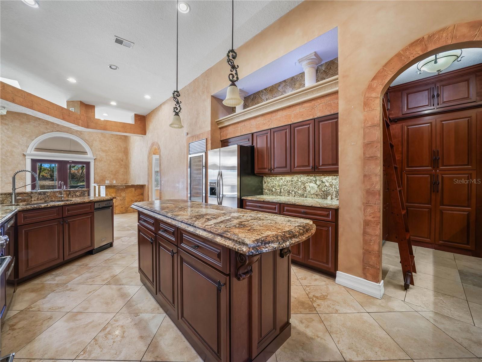 Image 13 of 47 For 3211 Heron Cove