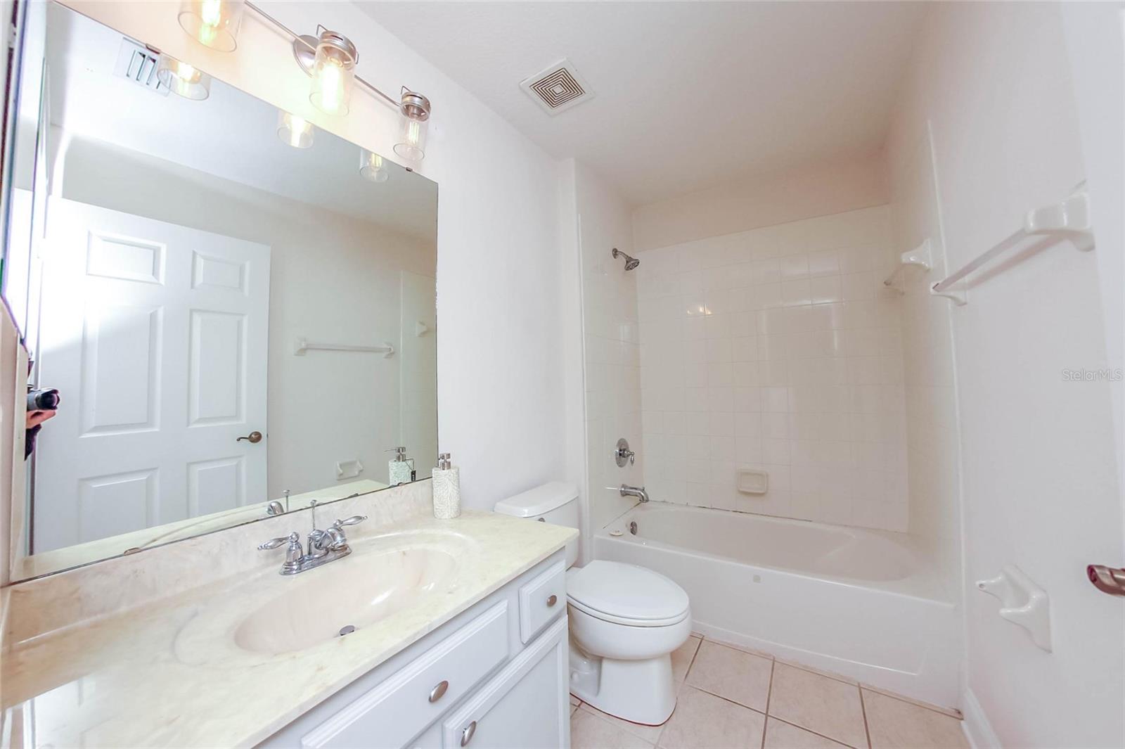 Image 16 of 31 For 6959 Sorrento Street