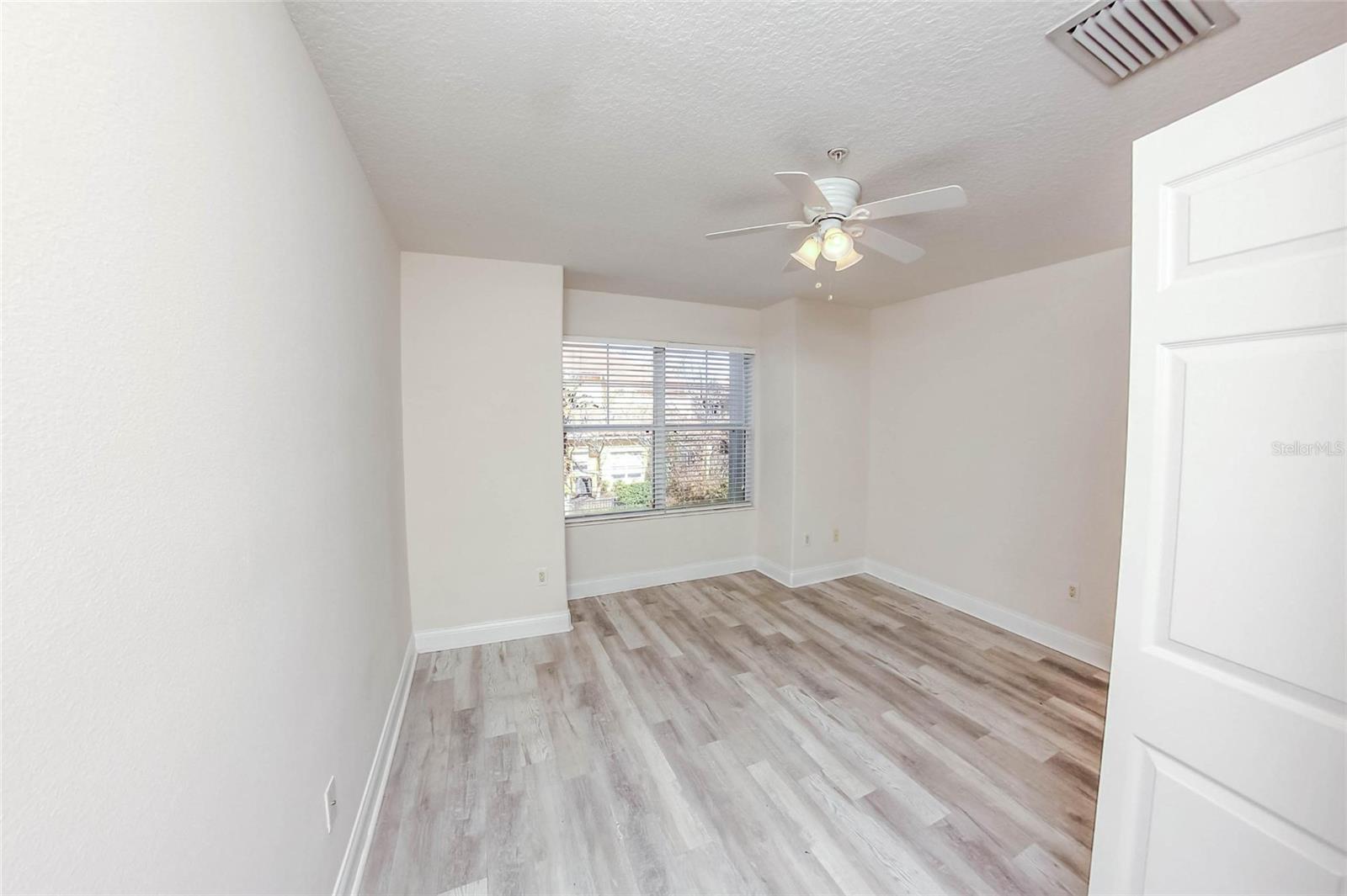 Image 20 of 31 For 6959 Sorrento Street