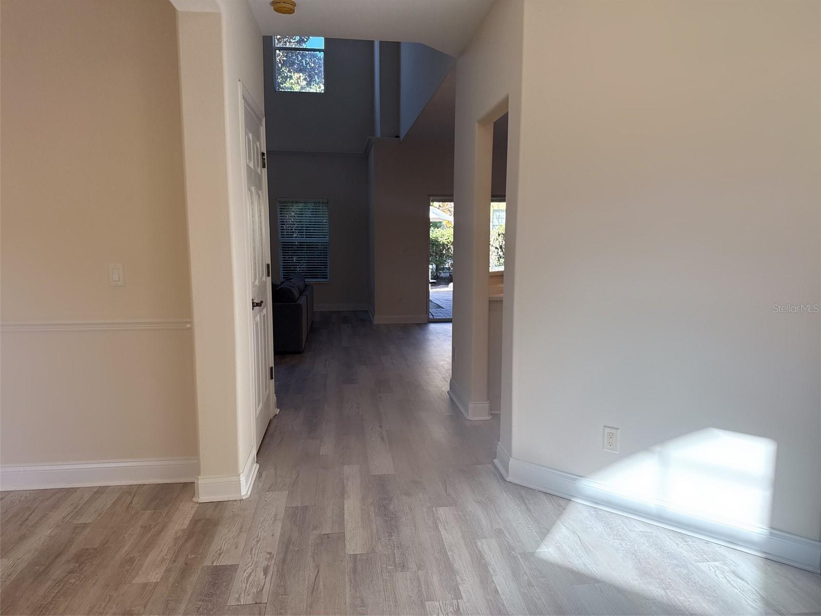 Image 7 of 31 For 6959 Sorrento Street