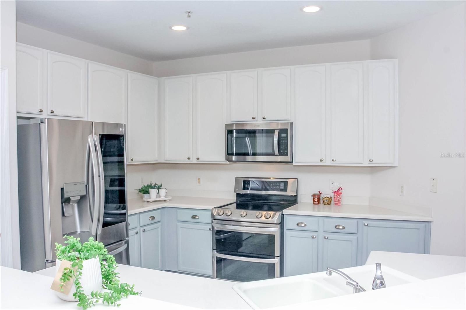 Image 8 of 31 For 6959 Sorrento Street