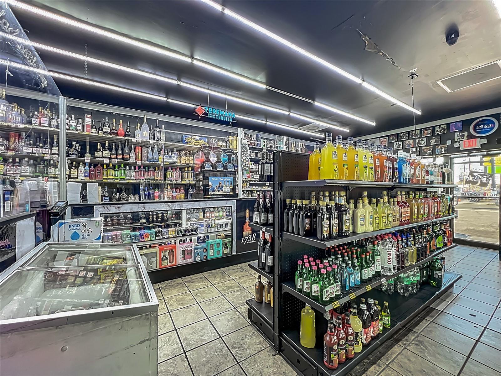 Image 13 of 43 For 4898 Edgewater Drive